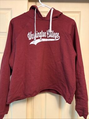 Washington College Maroon Hoodie, kids XL, slightly cropped